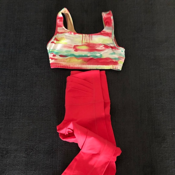 Karma leggings and bra - Picture 3 of 4